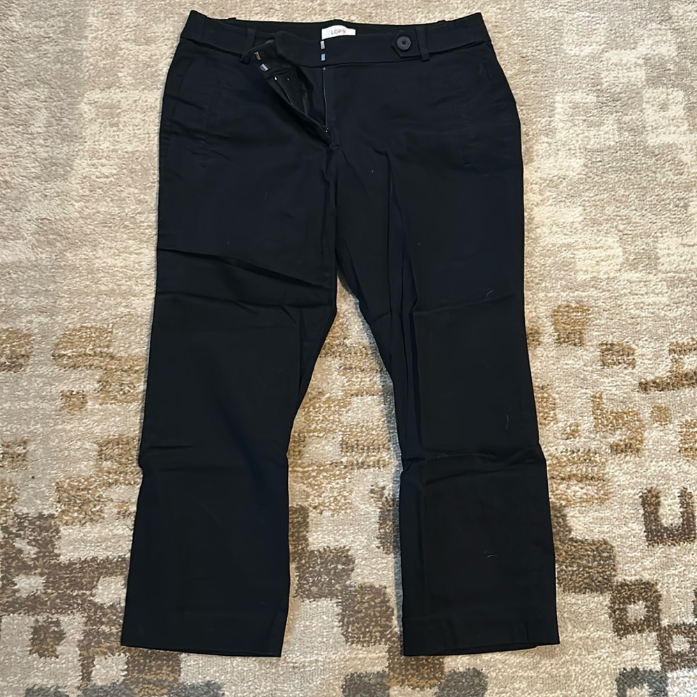 LOFT
- dress pants 
- 8
- black
- worn twice